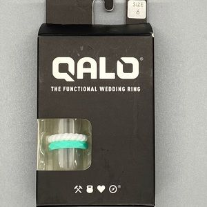 Qalo Silicone Wedding Band